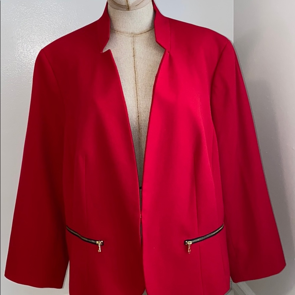 Elegant red vest